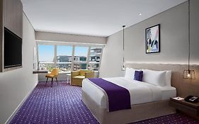 Leva Hotel And Suites Opposite Downtown